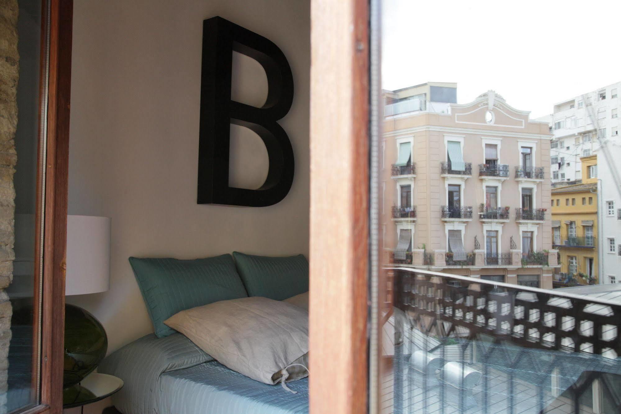 Bubuflats Mossen Apartment Valencia Exterior photo